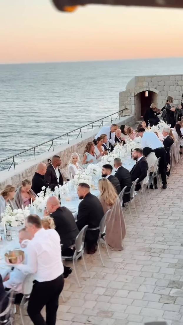 Atraktivna plesačica osvojila je MMA zvijezdu. Hrvatska im je drugi dom: 'Ona je moj anđeo'