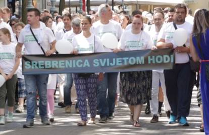 Zagreb: Održan mimohod u znak sjećanja na Srebrenicu