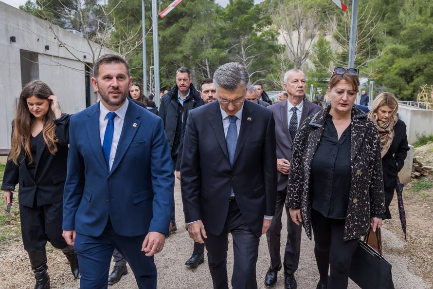 Solin: Andrej Plenković u društvu ministara otvorio je radove na pročistaču vode