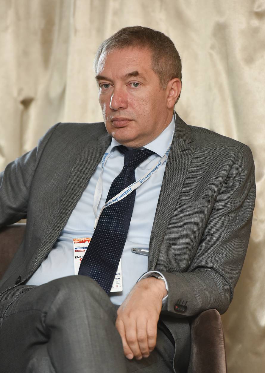 Tajna veza moćnika i estrade: U 'Klubu' se tamburalo do jutra, a Gazda sve plaćao tuđim novcem