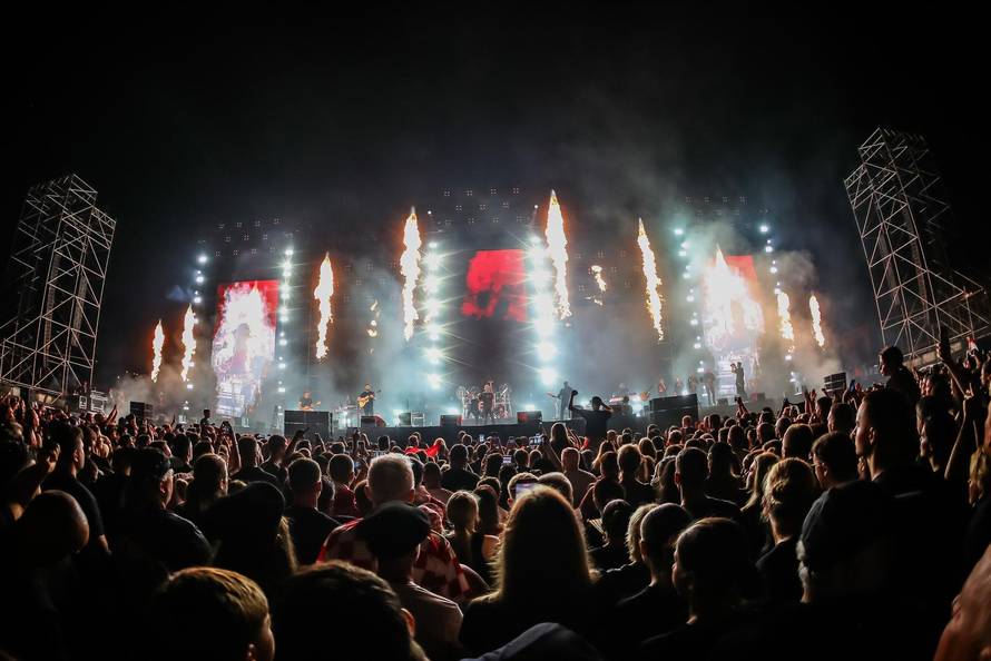 Šibenik: Koncert Marka Perkovića Thomsona na Šibenskom Šubićevcu