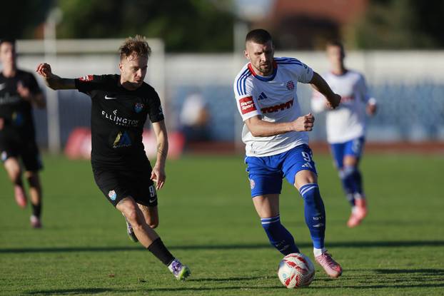 Vinkovci: NK Vukovar i HNK Hajduk sastali se u 9 kolu Prve HNL