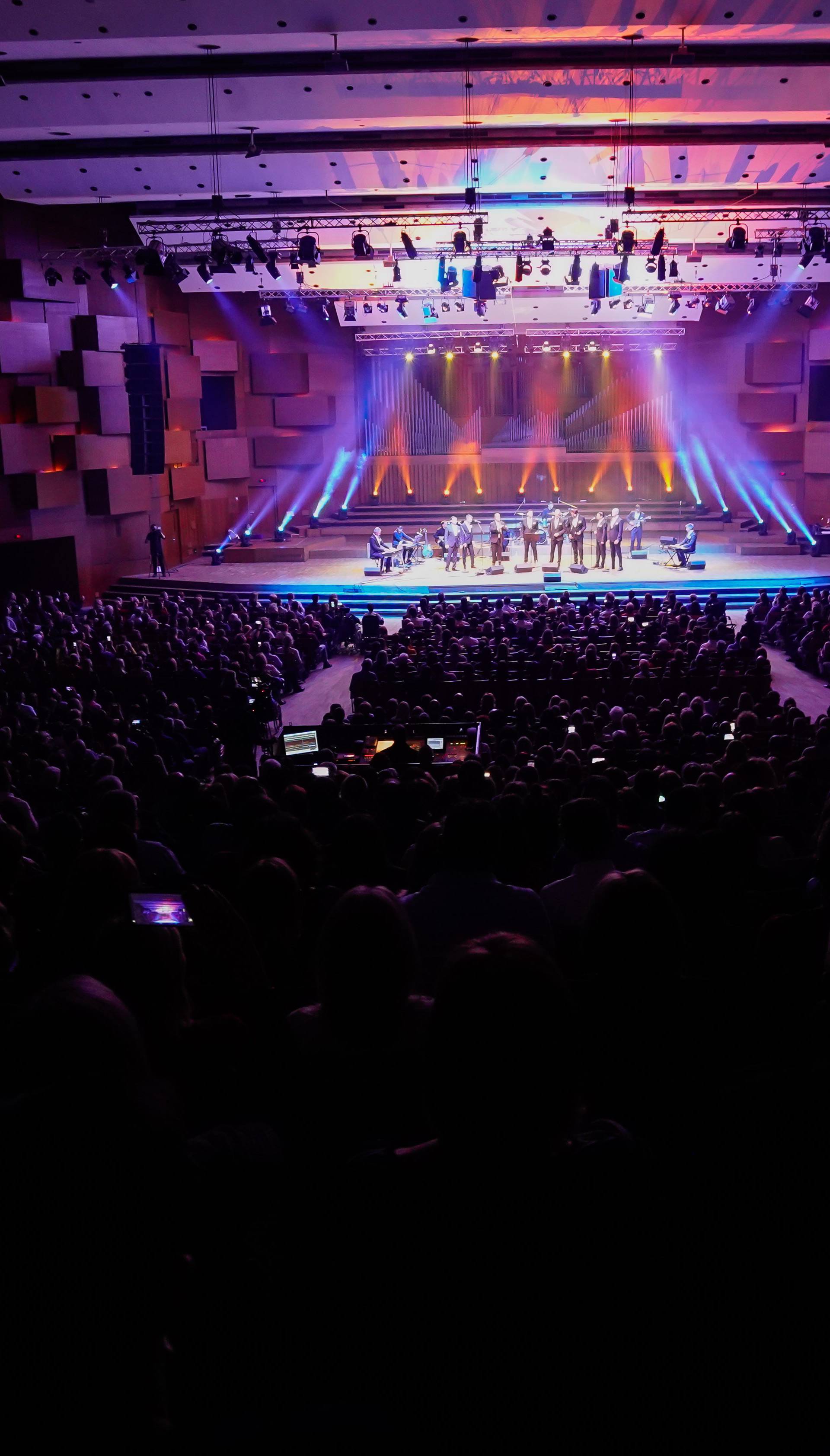 Prvi koncert Klape Rišpet u Lisinskom: Rozga i Doris gošće