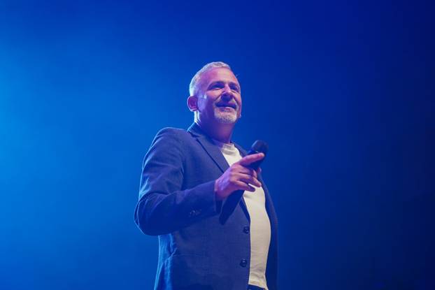 Zagreb: Treći koncert Adija Šoše u Lisinskom