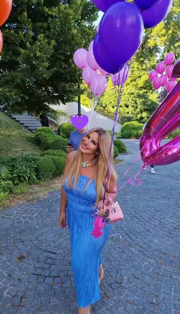 Struk se stanjio, a raspored se zgusnuo! Gazdina kći Iva Todorić živi punim plućima, bez kočnica