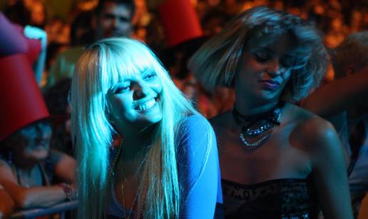 FOTO Pojavile se fotke Danijele i Elle Dvornik iz 2009. Evo kako su tada izgledale, a kako sada