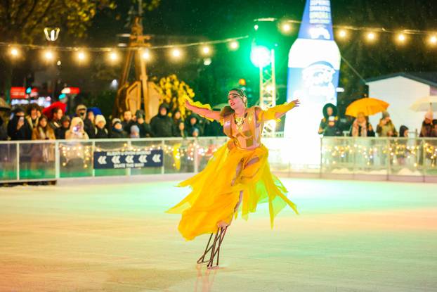 FOTO Otvoren je Ice Wonderland u Varaždinu: Najveće i najljepše klizalište u Hrvatskoj