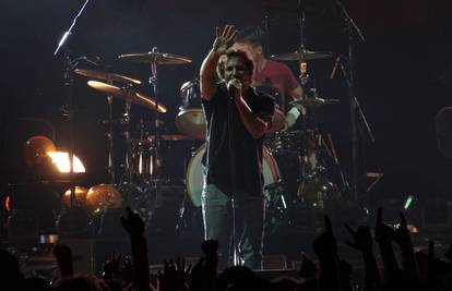 Grupa Pearl Jam promijenila riječi velikog hita zbog Pariza