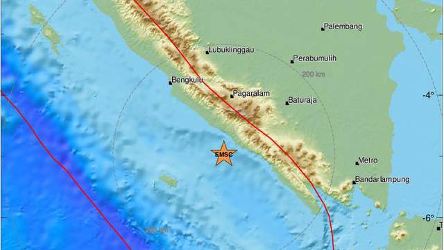 Snažan potres od 6,2 Richtera pogodio južnu Sumatru: 'Trajalo je minutu, sve se zatreslo'