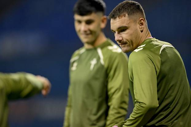 Zagreb: Zagrijavanje igrača uoči početka utakmice GNK Dinamo - Celta Vigo