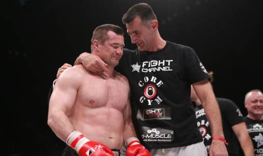 Cro Cop: Pojas je za sina Ivana, Filip je još mali da bi razumio