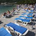 Obračun zbog ležaljke u Baškoj Vodi: Pretukao Nijemca, policija ogradila plažu, bilo je i krvi