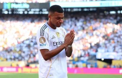 Fantastique, Kylian! Mbappé kroz fondaciju izgradio škole i terene u tri zemlje izvan Europe