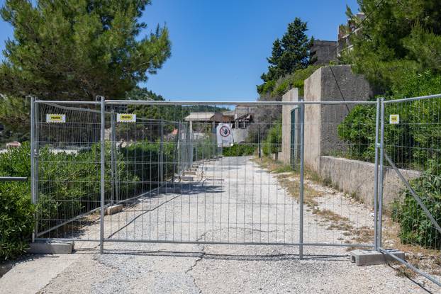 Počinje rušenje devastiranih hotela Kupari u najljepšoj uvali kod Dubrovnika