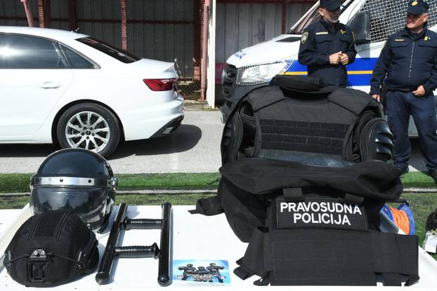 Sisak: Dan otvorenih vrata PU Sisačko-moslavačke