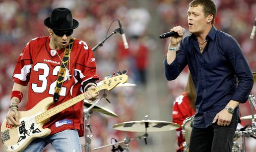 Preminuo Brad Arnold, pjeva&ccaron; grupe 3 Doors Down i autor  velikog rock hita 'Kryptonite'