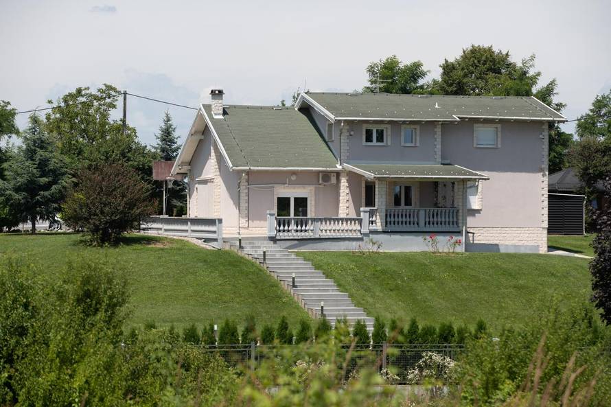 Nema za porez, ima za bazen: Sammiru 'sjela' ovrha na vilu