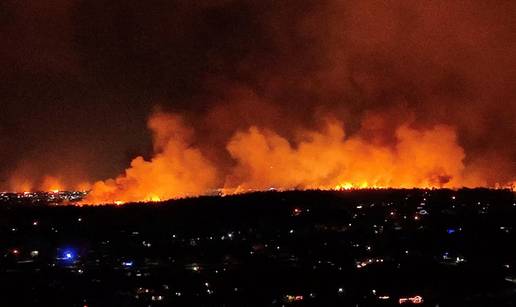 Stotine ljudi ostale bez domova, hitno evakuirali bolnicu i zatvor