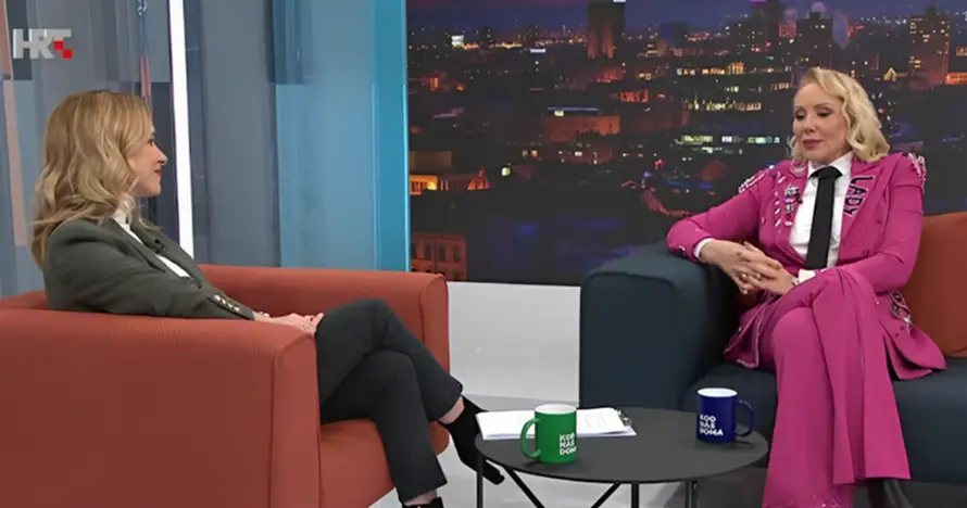 Lepa Brena 'zakuhala' je HRT-u: VEM istražuje jesu li prekršili zakon zbog njezinih čarapa