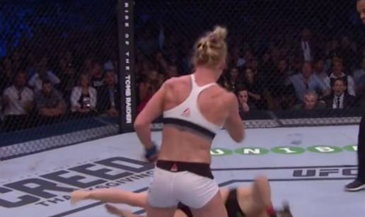 Senzacija u UFC-u: Holly Holm nokautirala je Rondu Rousey!