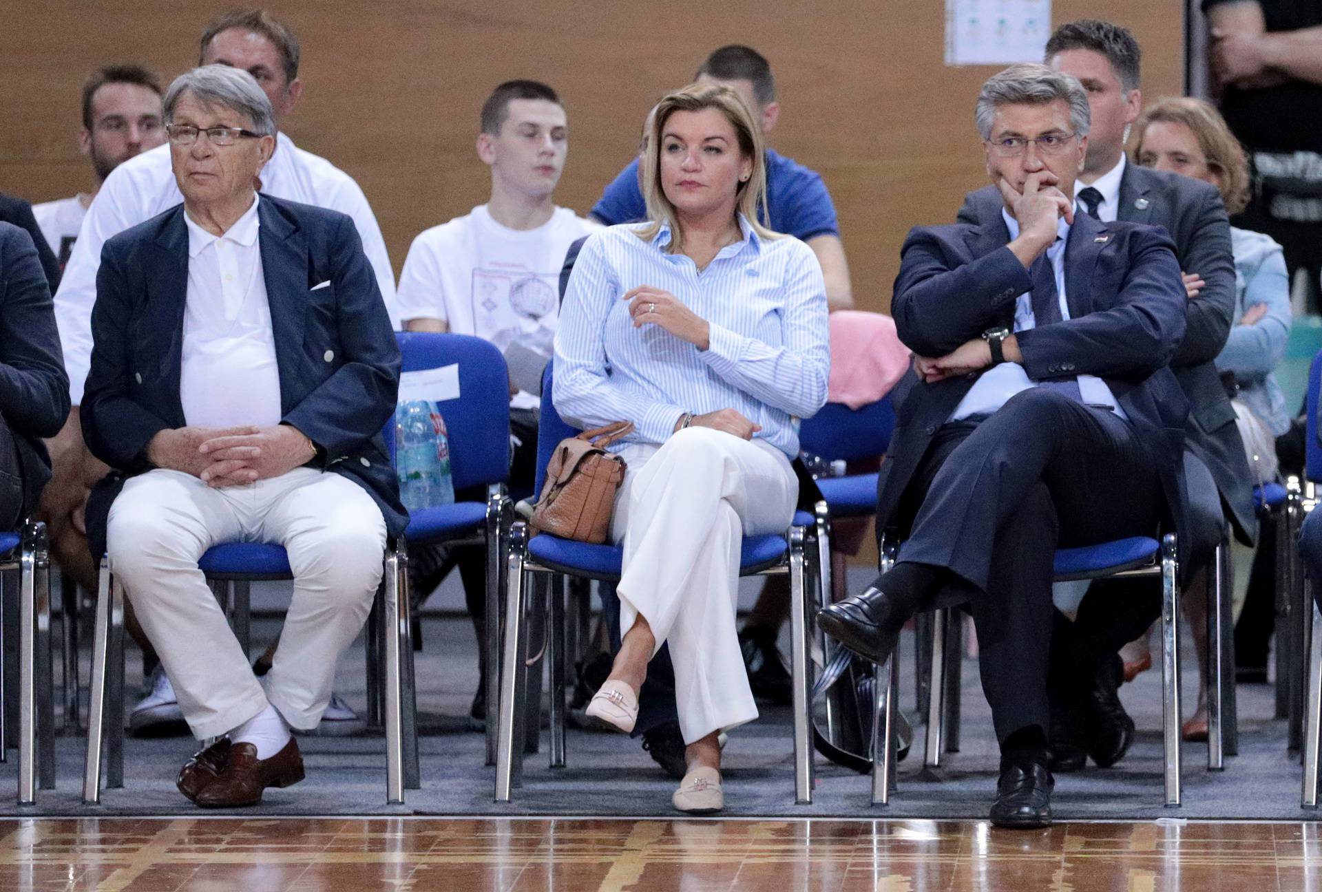 Ćiro Blažević, Nikolina Brnjac i Andrej Plenković prate finale Liburnia kupa u Opatiji