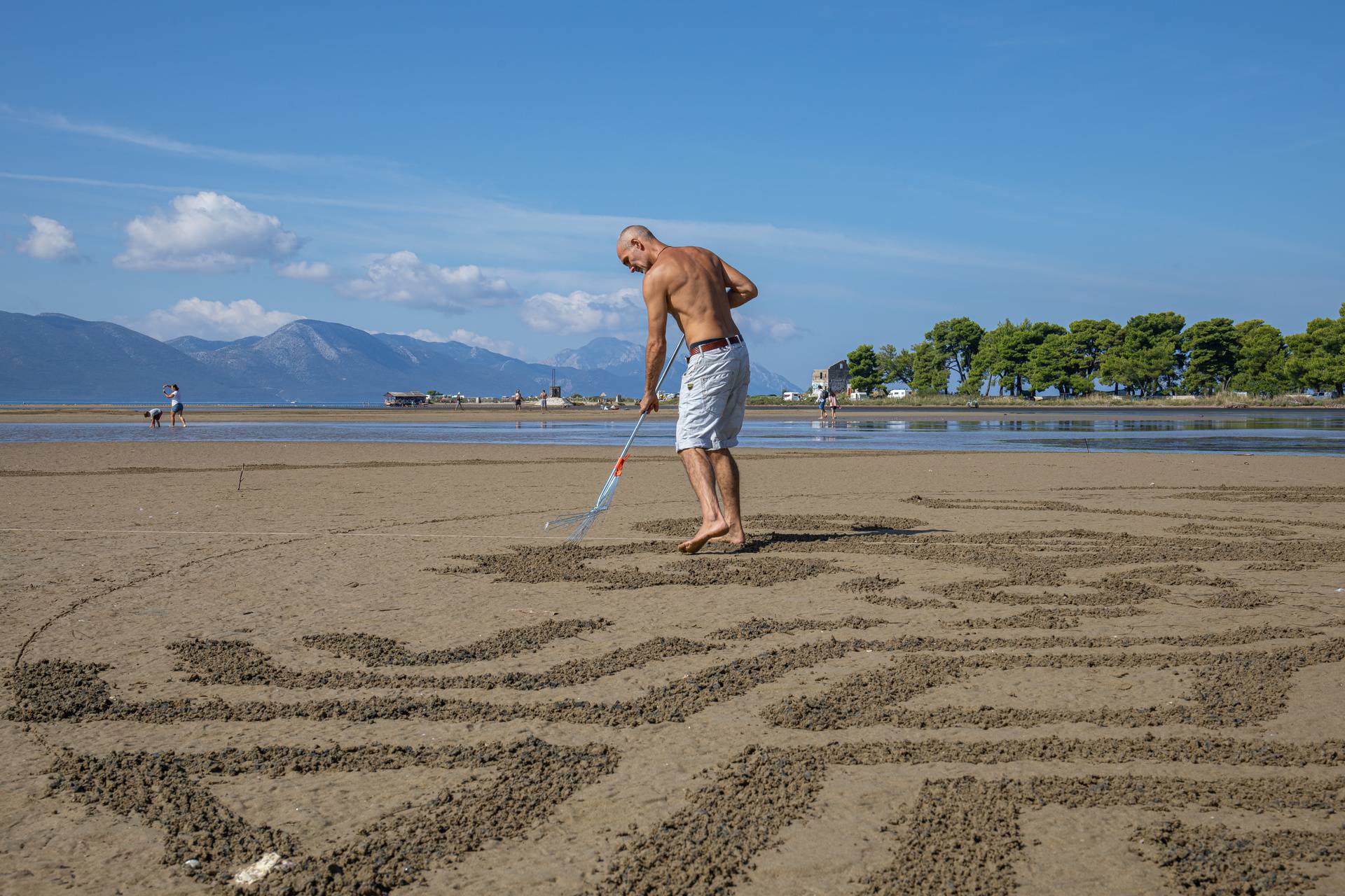 Na ušću Neretve počeo 3.  Sand Art festival