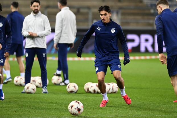 Genk: Nogometaši Dinama odradili trening uoči utakmice protiv Genka
