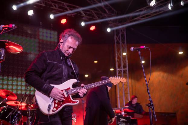 Osijek: Doček nove 2024. godine na Tvrđi uz Parni valjak