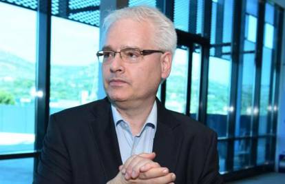 Josipović: Ako može pobijediti Kolindu, podržat ću Milanovića