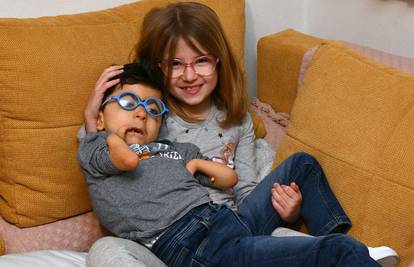 Lara (7) je prva prišla Anti: Teta, mogu li ga ja danas nahraniti?