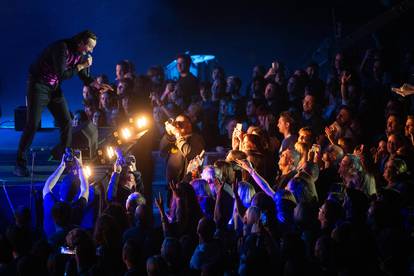 FOTO Psihomodo pop pripremio pravi rock spektakl u Areni: Tri sata publika je skakala u zrak...