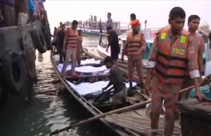 Bangladeš: U sudaru brodova poginuo je najmanje 69 ljudi 