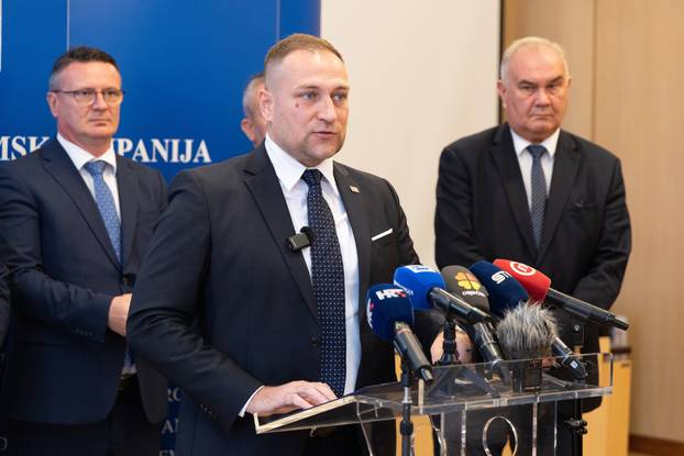 Vukovar: Konferencija za medije o borbi protiv afričke svinjske kuge