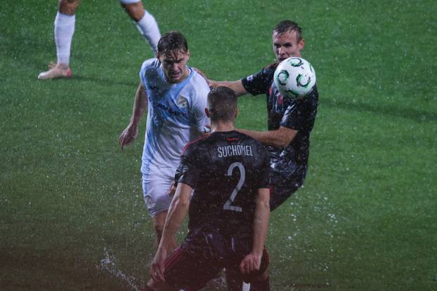 Utakmica između Rijeke i Sparte Prag u Konferencijskoj ligi prekinuta zbog kiše