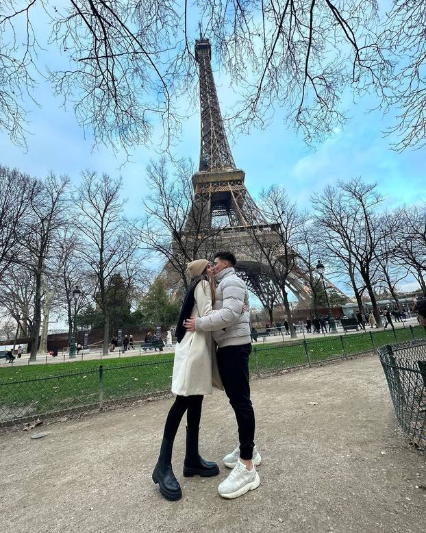 FOTO O potezu njenog momka bruji cijeli svijet. Ona je bivša hokejašica, ali i profesorica...