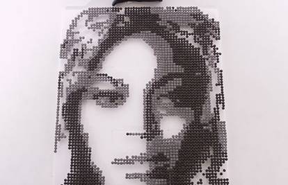 Od 3780 čokoladnih lizalica napravila je portret Beyonce