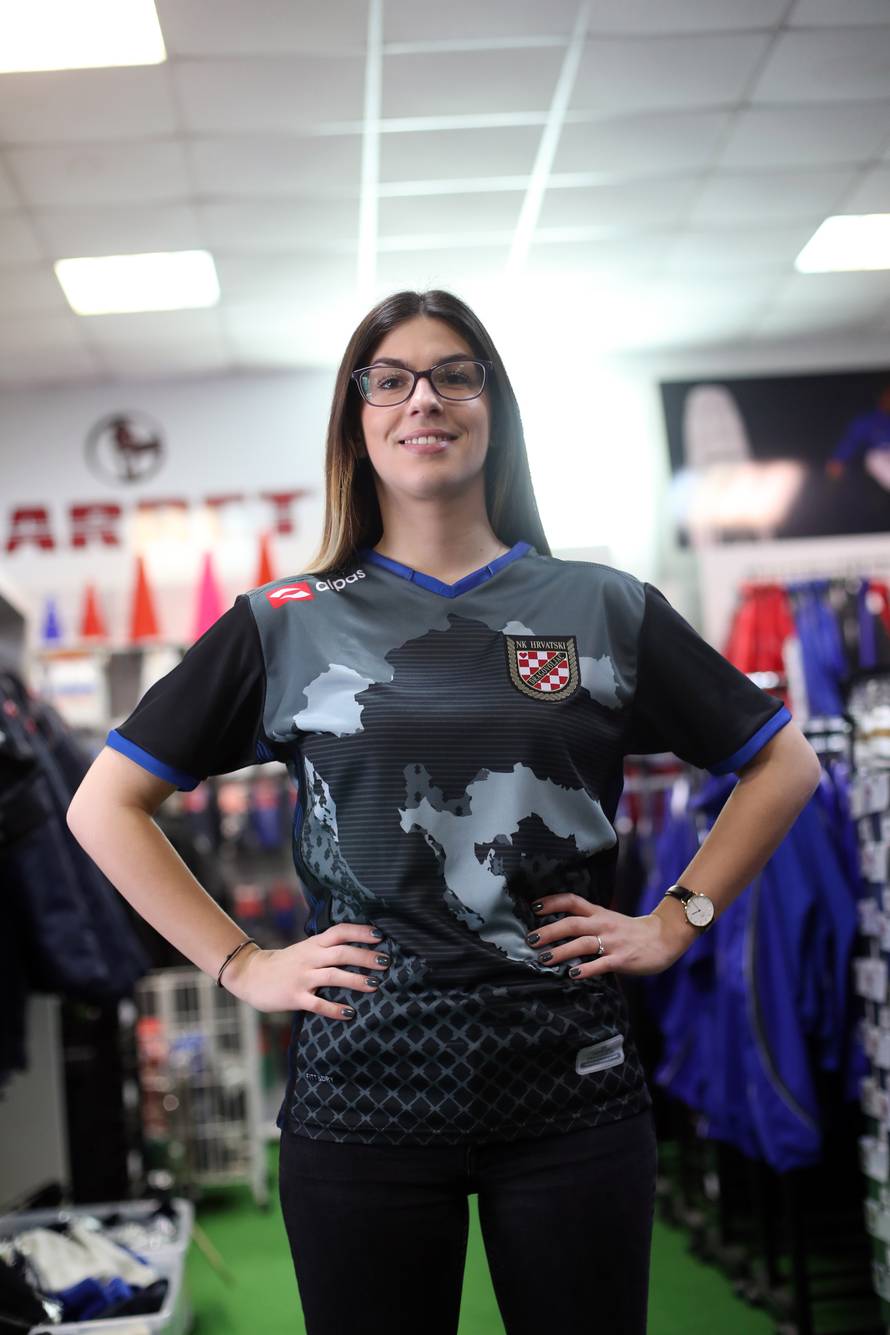 Lijepa li si: Novi dizajn dresa Dragovoljca baš je prekrasan