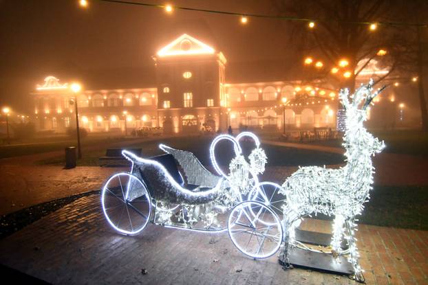 Vozila puna plišanih medvjedića apsolutni su hit adventa u Virovitici