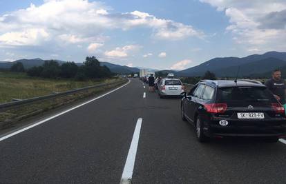 Sudar osobnih automobila kod Plitvica, nitko nije ozlijeđen