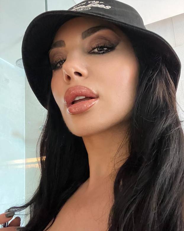 FOTO Zovu je srpskom J. Lo i bila je prva ljubav Novaka Đokovića