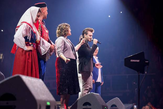 Zadar: Održan domoljubni koncert "Domu mom" na Višnjiku