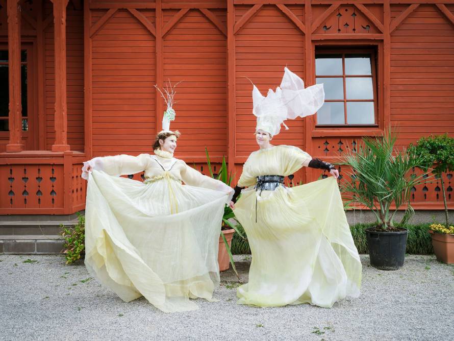 Performans u Botaničkom vrtu: Slavili Alexandra McQueena, a sve je trajalo desetak minuta...