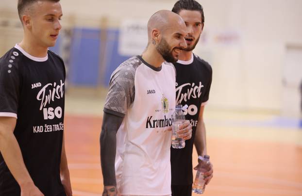 Kaštela: Ekipa Antony Kalika  prošla u finale turnira 4. kafića