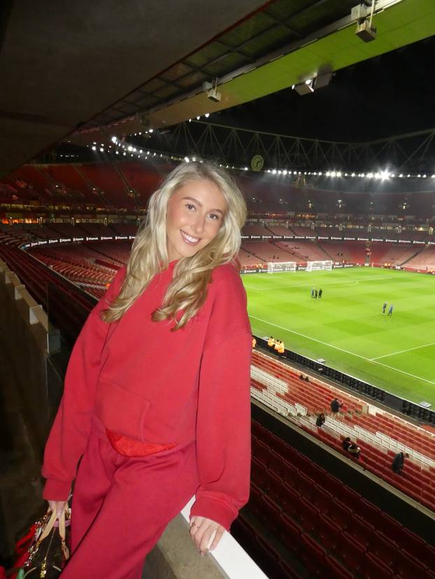 FOTO Plavuša je nova 'šefica' na Rujevici! Zavela je heroja Rijeke