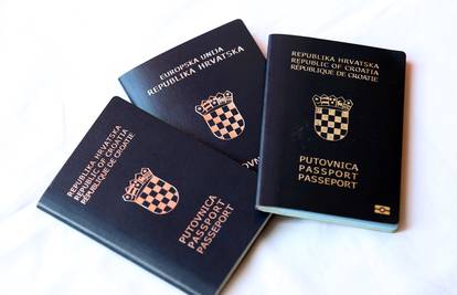 MUP: 'Ne provodimo niti nadziremo posvojenje, samo izdajemo putovnice i osobne'