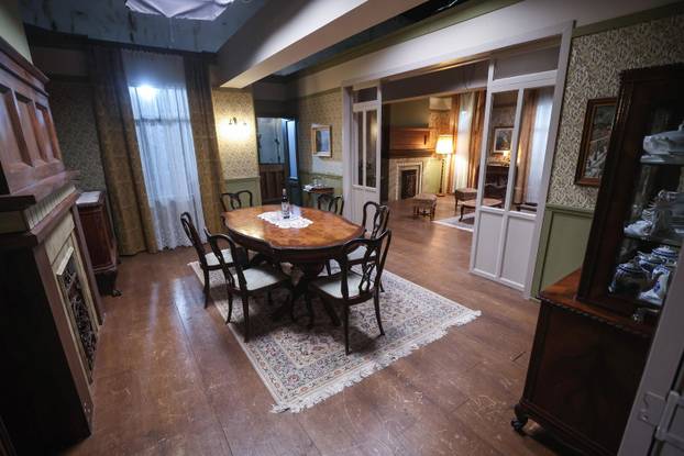 Zagreb: Obilazak kulisa i druženje s glumcima nove serije Divlje p?ele