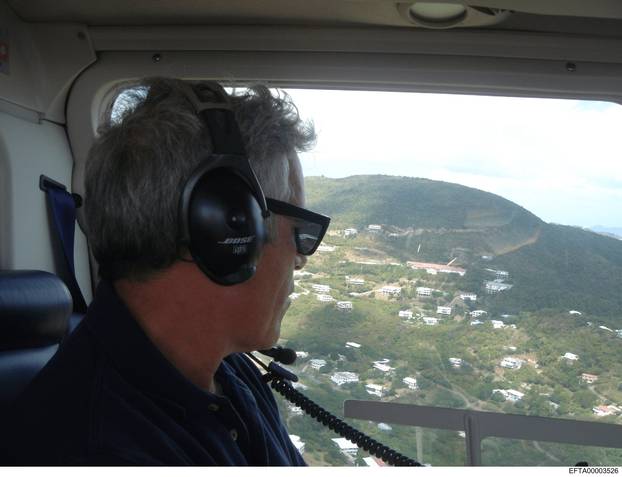 FOTO Ovo su dosad neviđene fotografije iz Epsteinovih spisa