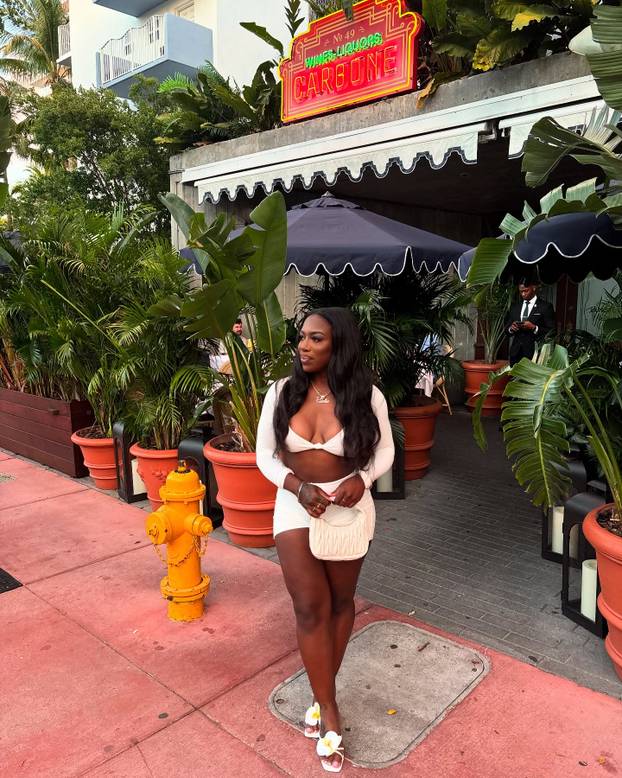 FOTO Protivnica Donne Vekić se nakon ozljede posvetila drugom poslu. Snima sadržaj za odrasle