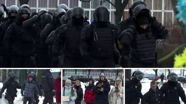 VIDEO Putin je na ulice poslao interventnu policiju. Uhićuju sve koji odaju počast Navaljnom...