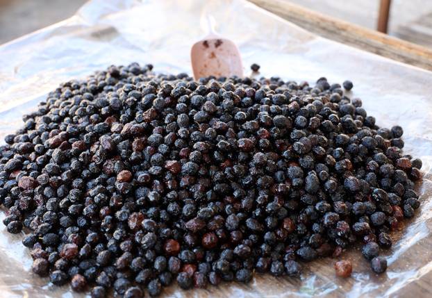 Šibenik: Ponuda vo?a i povr?a na tržnici